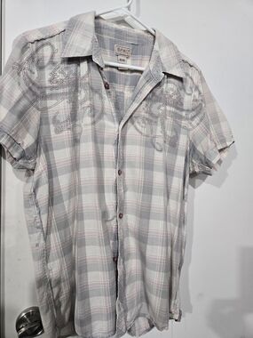 Buffalo David Bitton Light Gray & Pink Plaid Short-Sleeve Button-Down